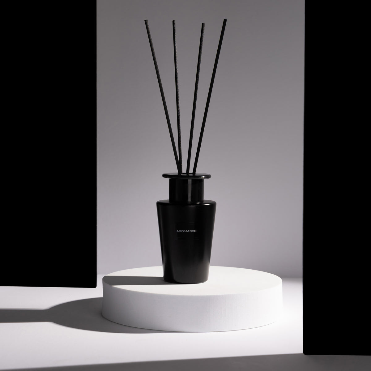 Alessi Reed Diffuser Bulgarian Rose Reed Diffuser - Iris | Aroma360