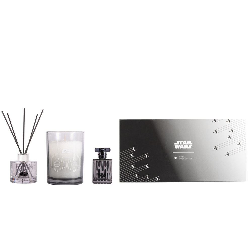 Star Wars Light vs. Dark Side Trio Set featuring a reed diffuser, candle, and room spray. This set blends contrasting fragrances inspired by the balance between light and dark, designed to elevate any space with immersive scents.