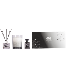 Star Wars Light vs. Dark Side Trio Set featuring a reed diffuser, candle, and room spray. This set blends contrasting fragrances inspired by the balance between light and dark, designed to elevate any space with immersive scents.