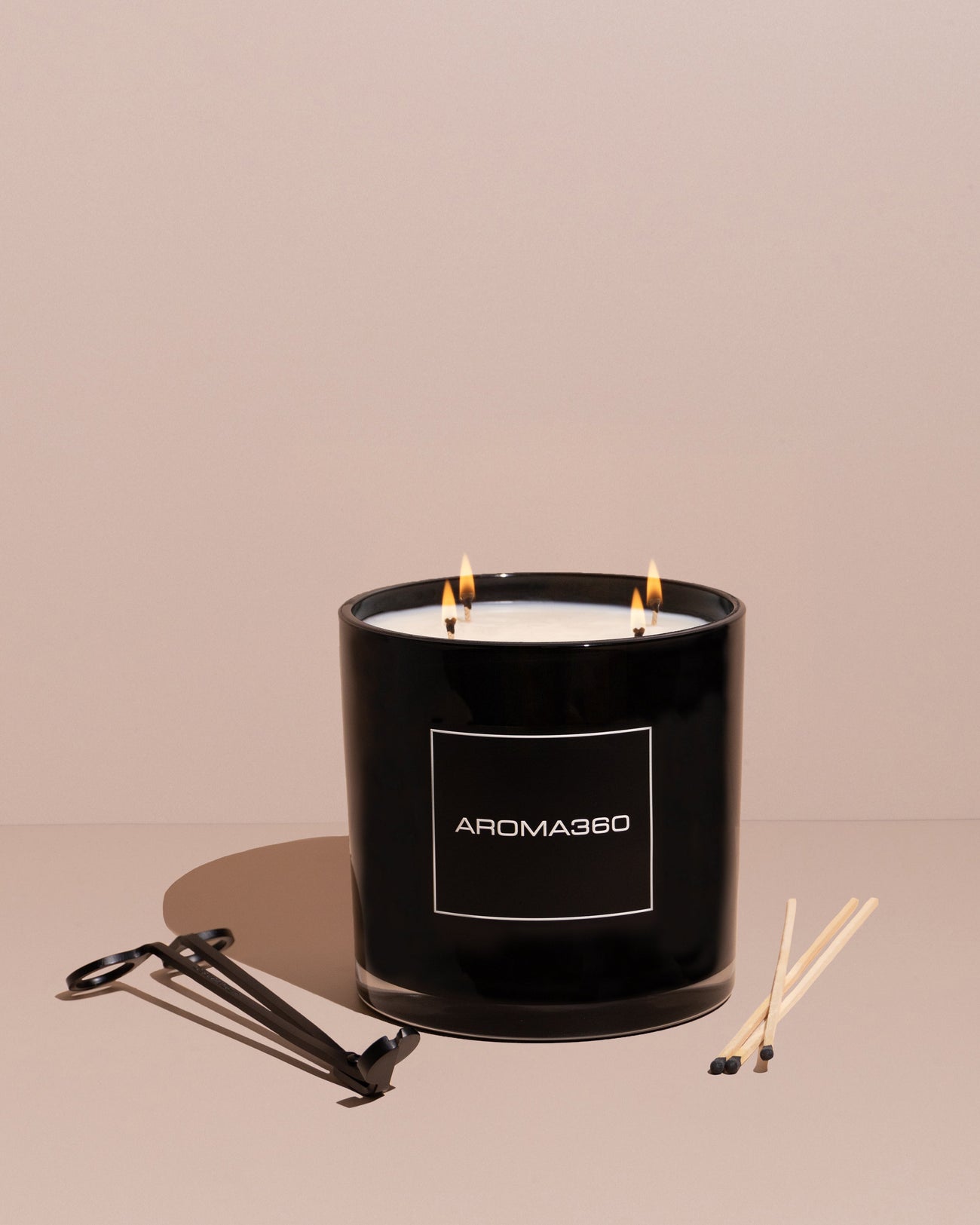 Velvet Wood 4 wick XXL Candle - 7.7 LB main image 1